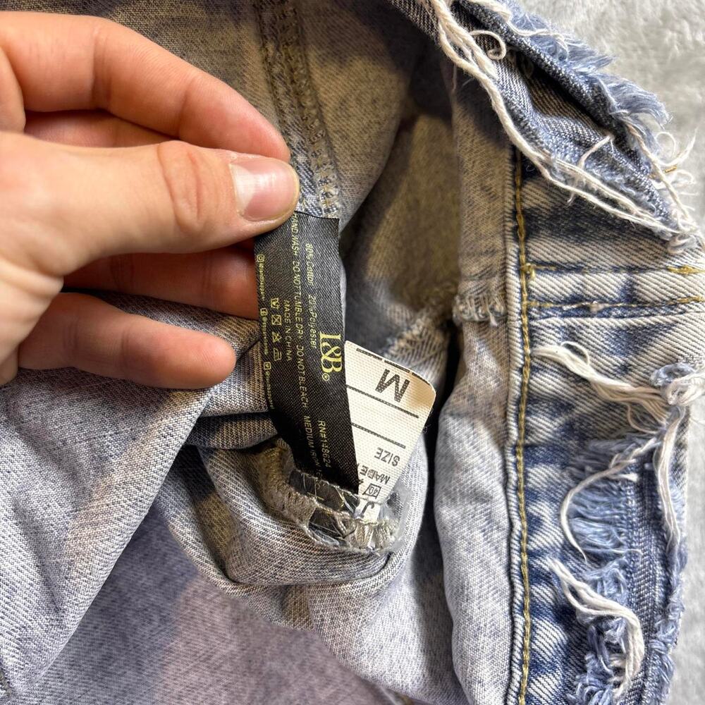 I&B Distressed Denim Jacket Womens Medium Light Wash Cropped Frayed Grunge - Picture 4 of 6